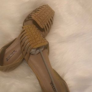 Basket flats. Mustard yellow.